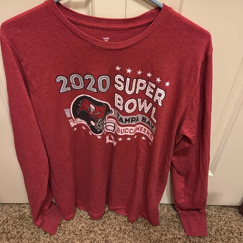 Tom Brady, Tampa Bay Buccaneers T-shirts - Picture 7 of 9